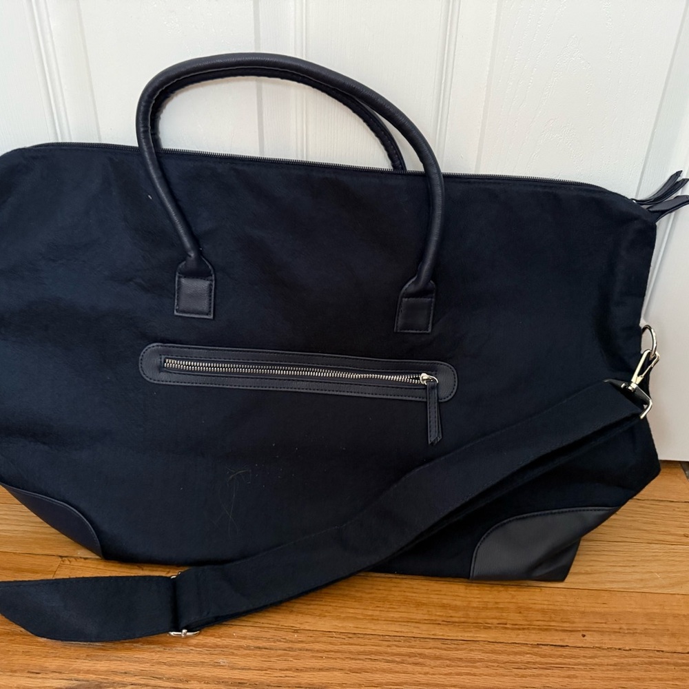 Stylish duffle Bag
